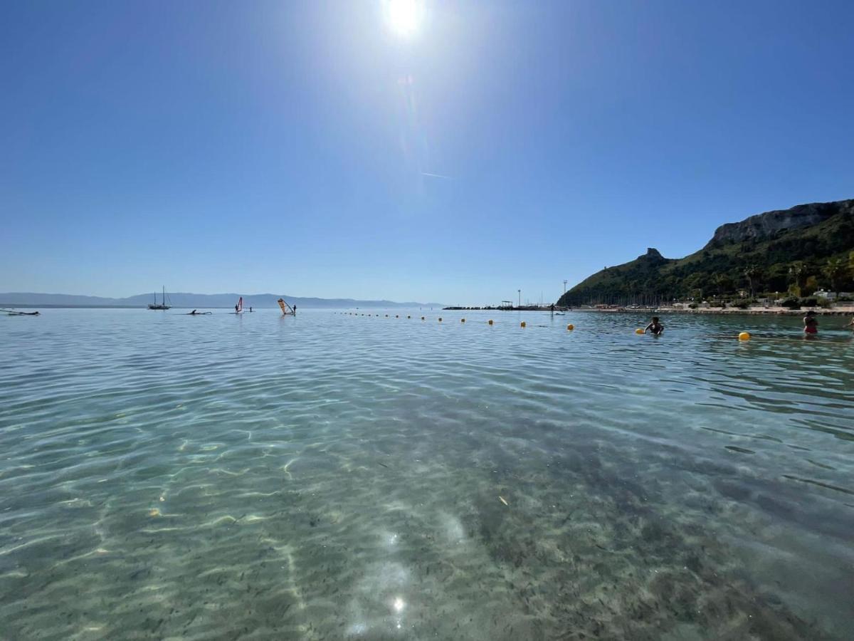 Suite Sardinia Holiday Cagliari Eksteriør billede