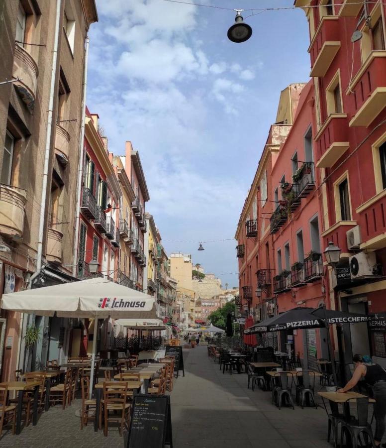 Suite Sardinia Holiday Cagliari Eksteriør billede