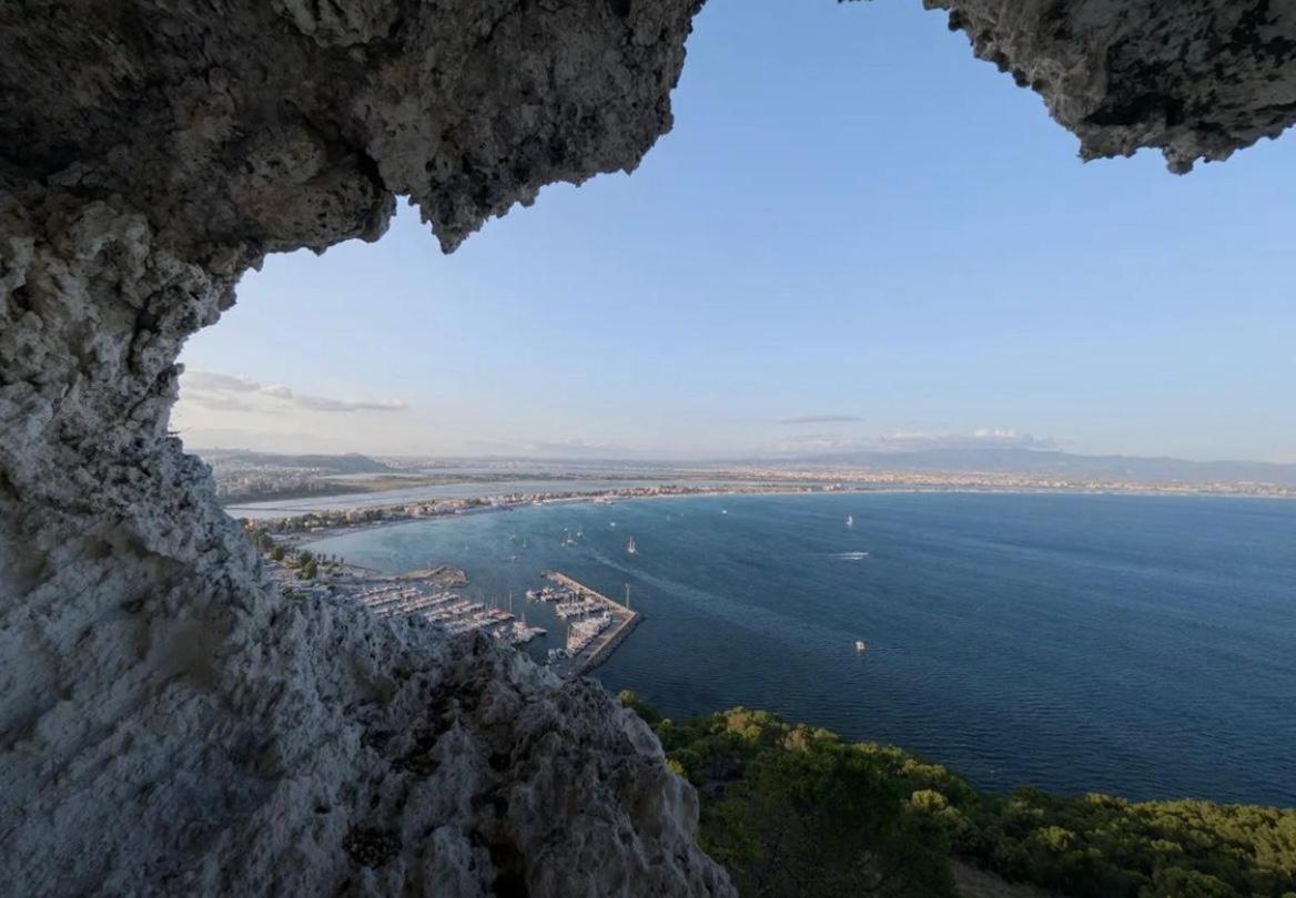 Suite Sardinia Holiday Cagliari Eksteriør billede
